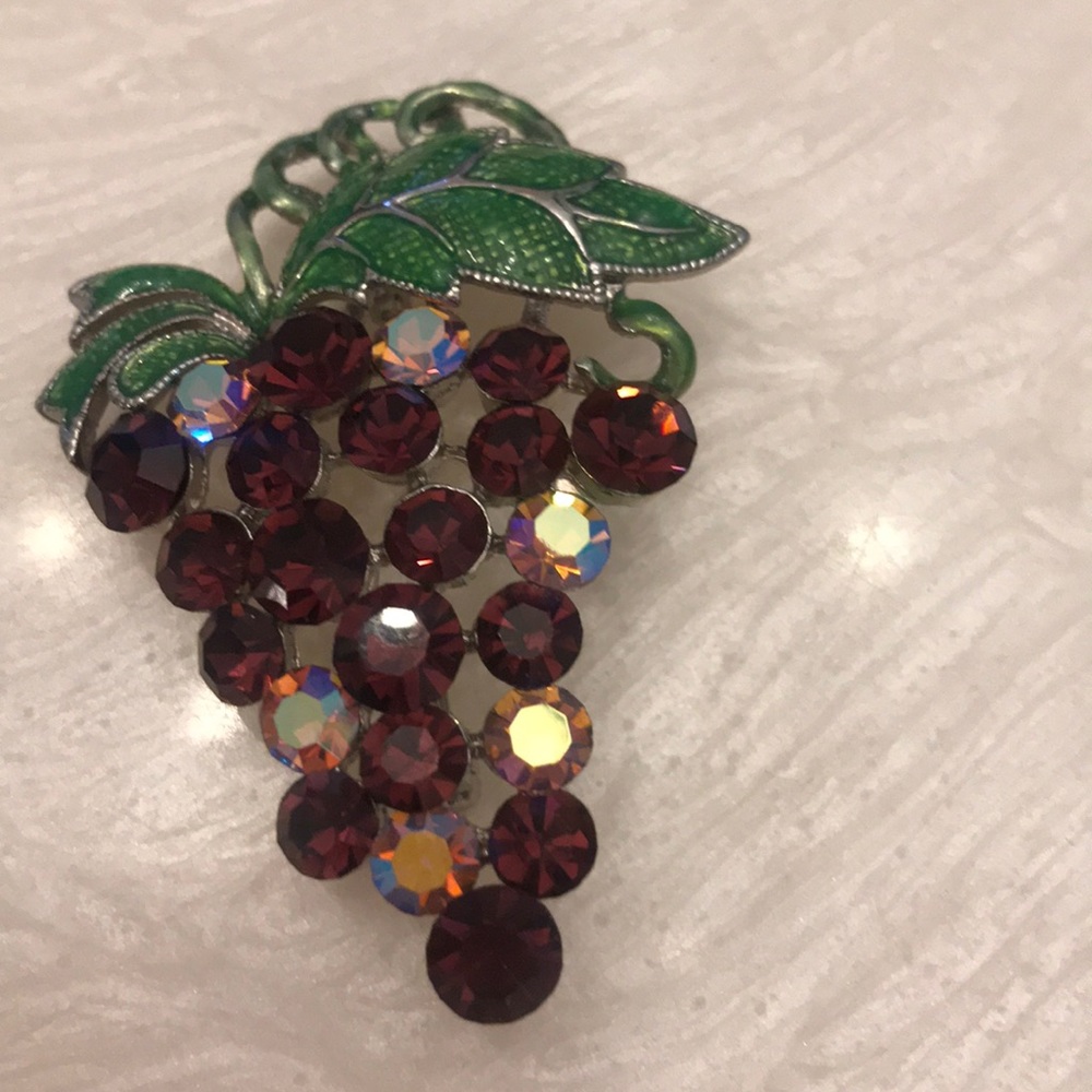 Pin - Picture 2 of 2